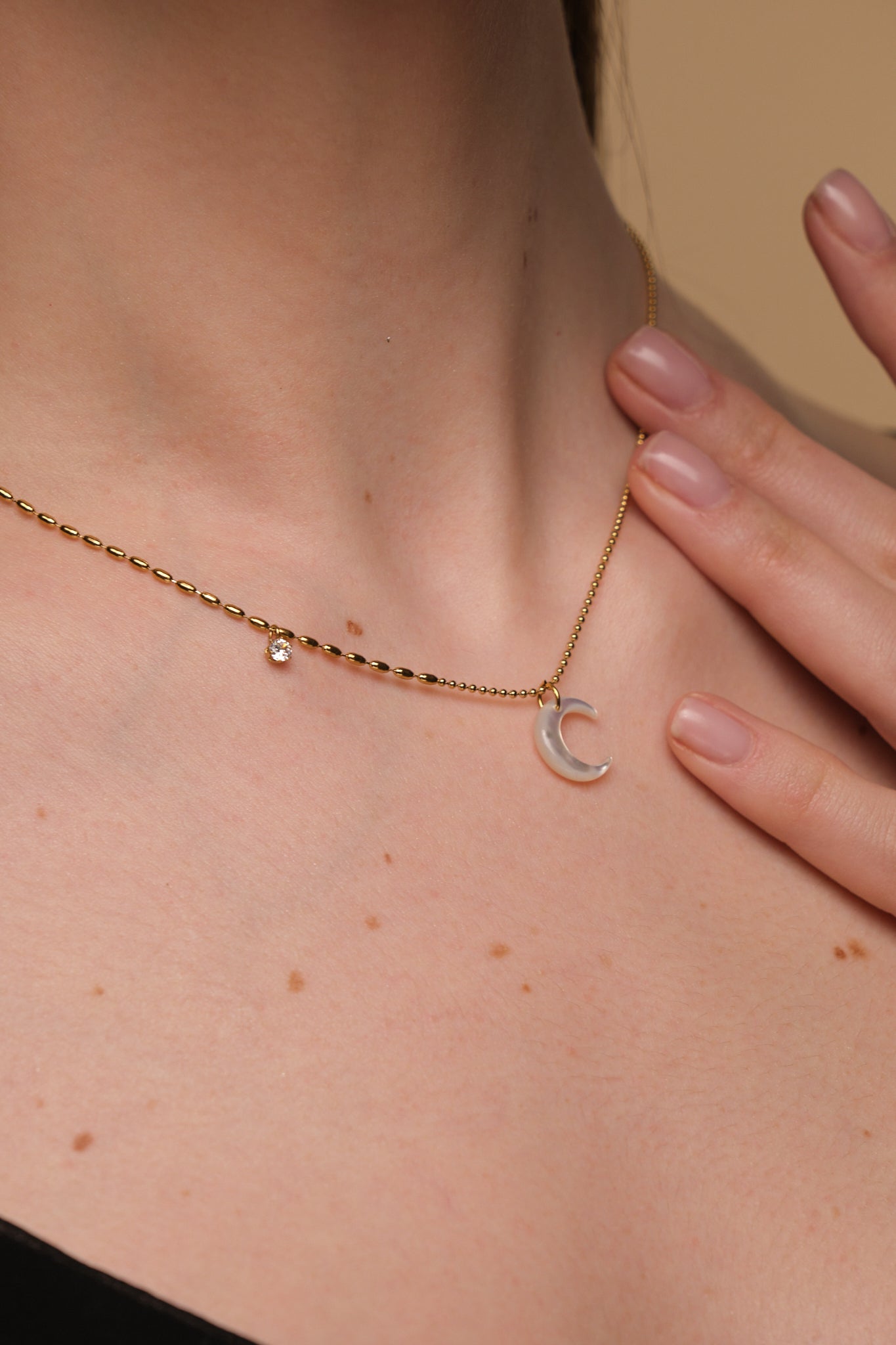 Shell moon charm rhinestone necklace